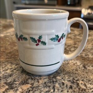 Longaberger Pottery Christmas Holly Berry Woven Traditions Coffee Mug.